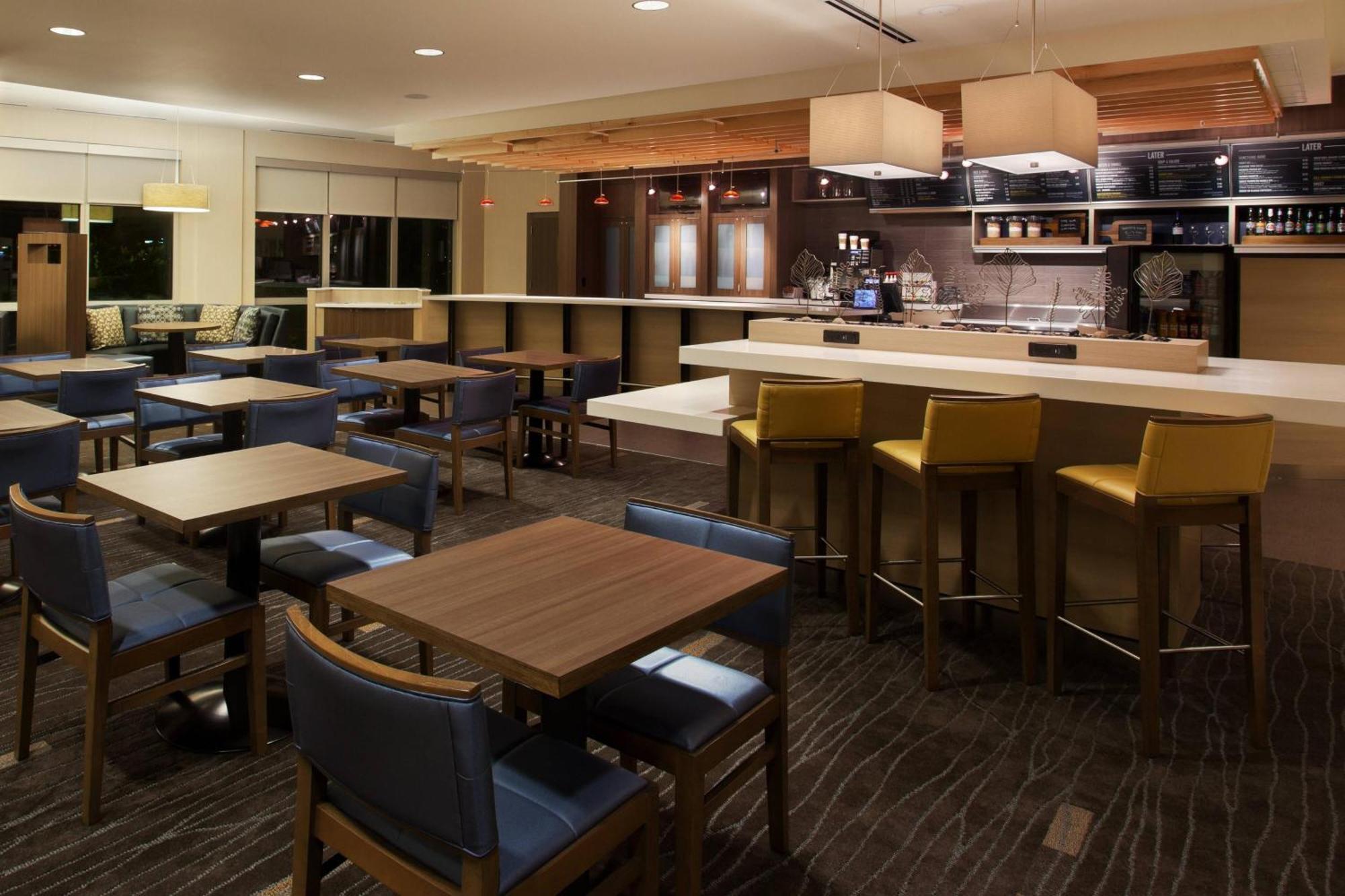 Courtyard By Marriott Orlando South/Grande Lakes Area Williamsburg Eksteriør bilde